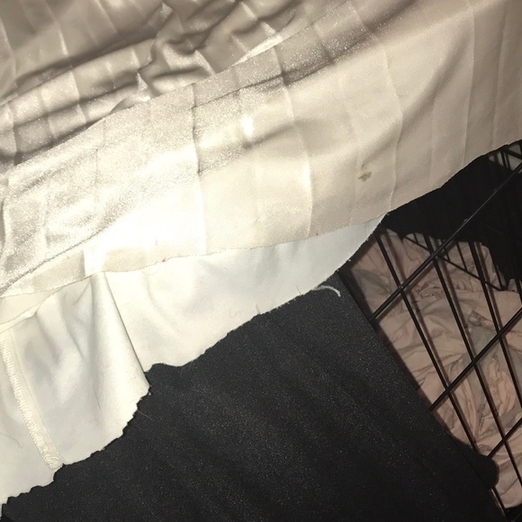 White prom dress - Picture 5 of 6